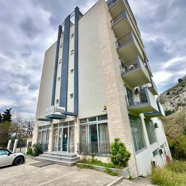 GH West Gate，位于苏托莫雷的酒店