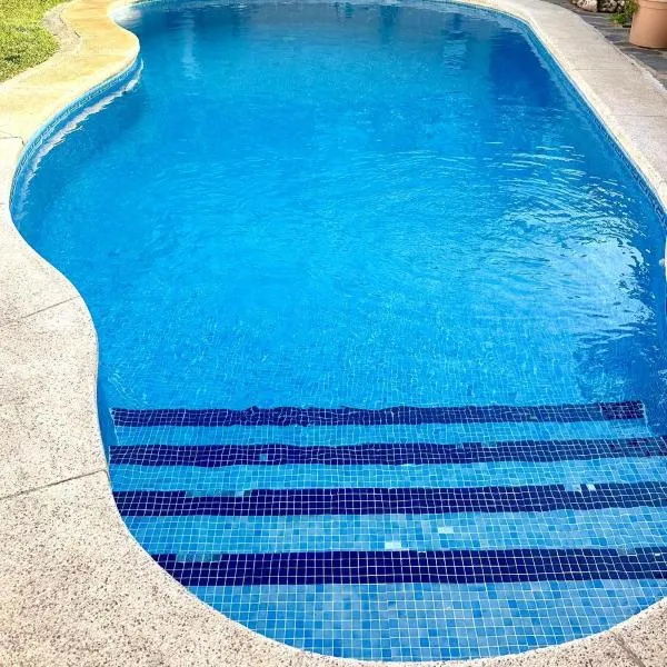 Habitación,Piscina y Jardín，位于阿苏克卡德埃纳雷斯的酒店