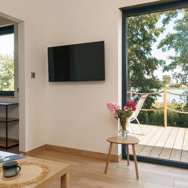 Wyjątkowy dom nad jeziorem - TU SIĘ ODPOCZYWA，位于Kąp的酒店