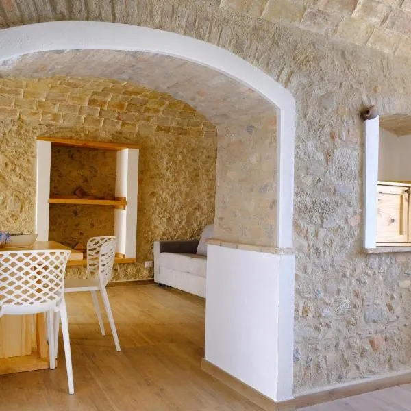 Ospitalità diffusa Jungi Mundu，位于Camini的酒店