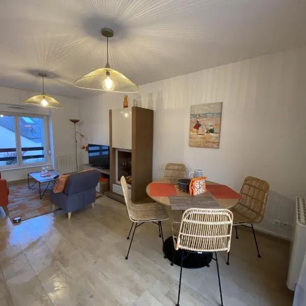 Le Corail, T2 proche plage de Morgat，位于克罗宗的酒店