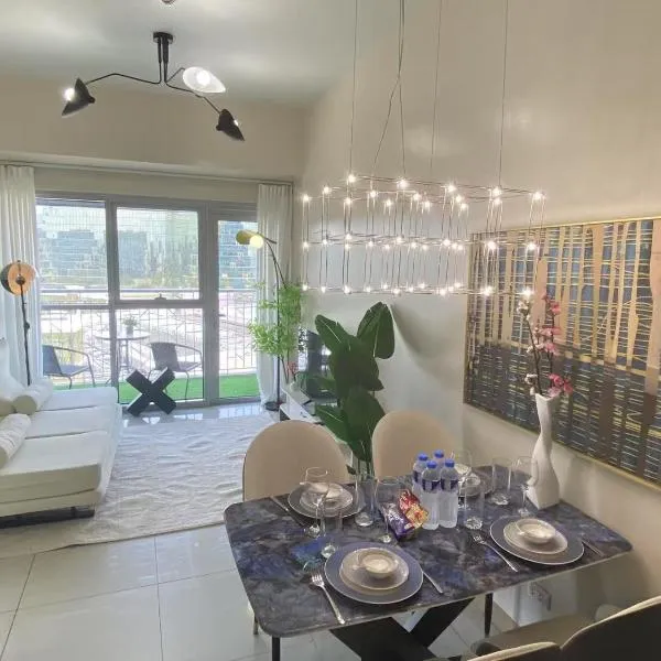 Playful 1BR With Magnificant Bayview Garden View Near Okada Solaire Aiports with Free Parking，位于马尼拉的酒店