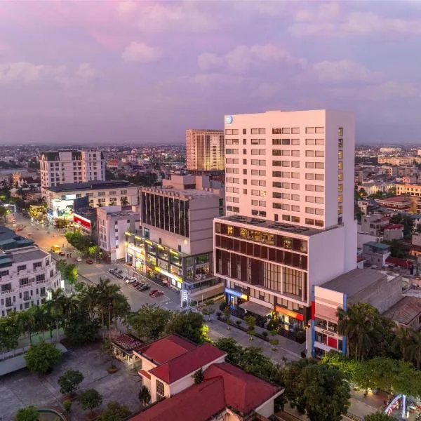 Tru by Hilton Thai Binh City Centre，位于Thái Bình的酒店