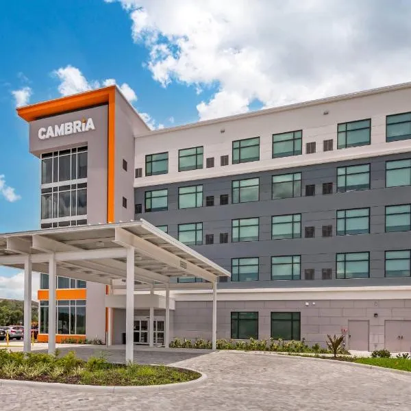 Cambria Hotel Tampa-Brandon，位于坦帕的酒店
