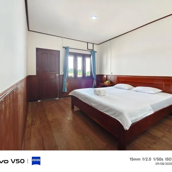 DONDET Vixay Sunset And River View，位于东德岛的酒店