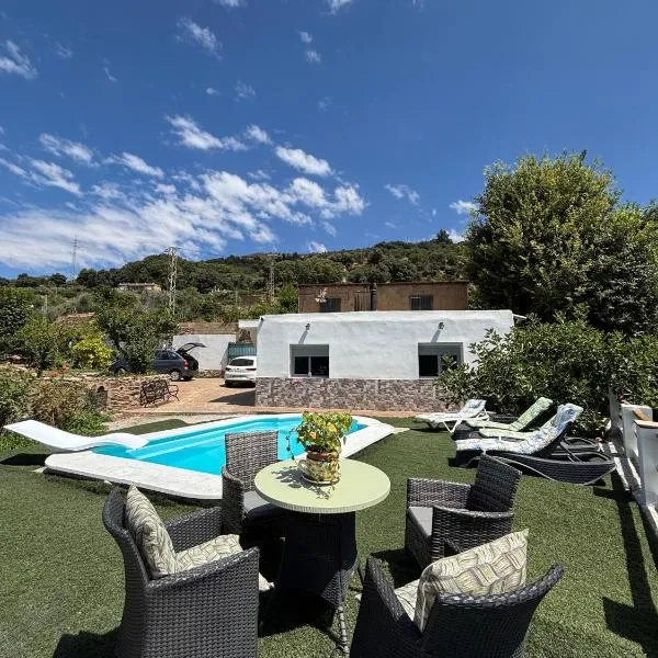 Casa rural Los Rosales，位于兰哈龙的酒店