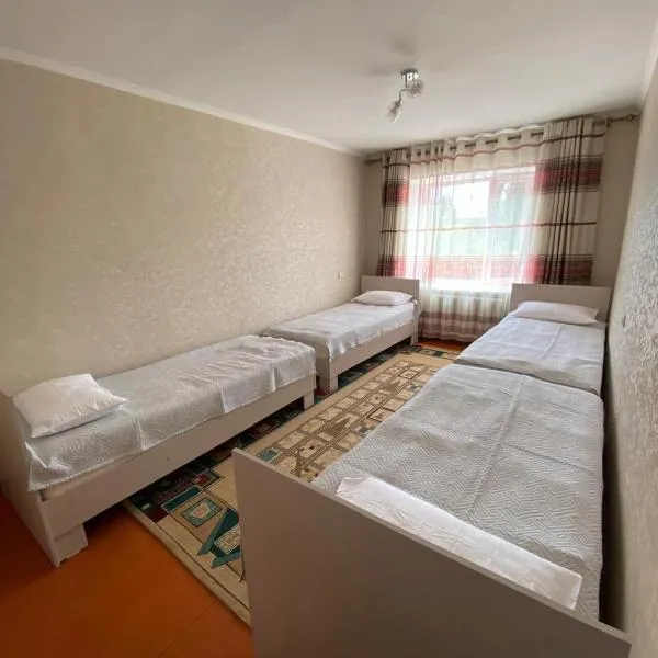 Aiza Apartment，位于纳伦的酒店