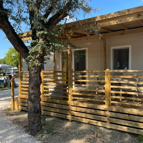 Reno Camping Village，位于卡萨尔博瑟蒂的酒店