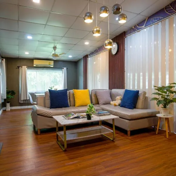 Mama's Tree Homemade Croissant, Bed & Breakfast，位于港生的酒店