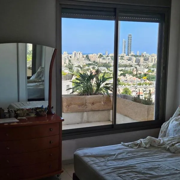 Holon Guest House Private Rooms，位于霍隆的酒店