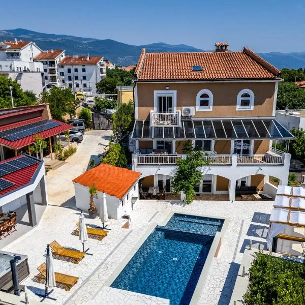 Dvor Aaki，位于诺维·维诺多尔斯基的酒店