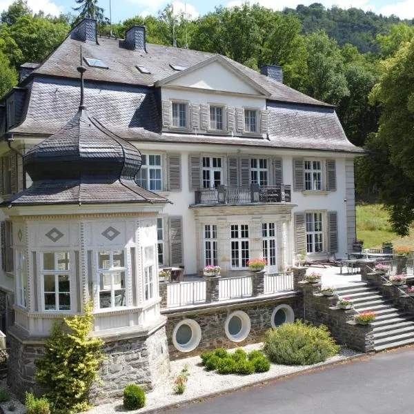 Landsitz Kammerburg，位于莱茵河畔洛尔希的酒店