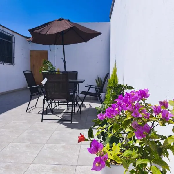 Minidepartamento en el centro de Tacna，位于塔克纳的酒店