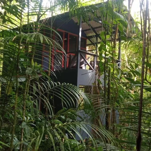 Yatama Rainforest Ecolodge，位于萨拉皮基的酒店
