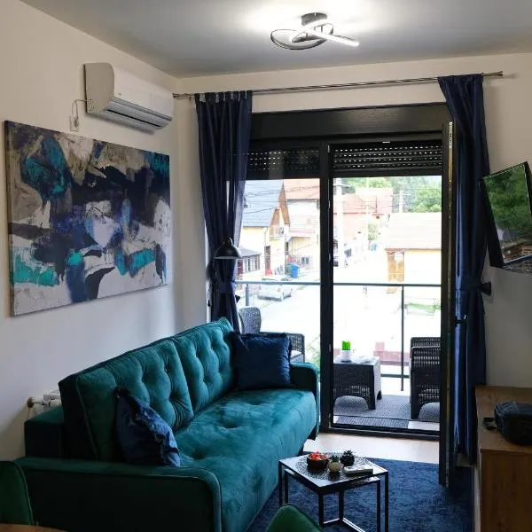 Studio 83，位于Požega的酒店