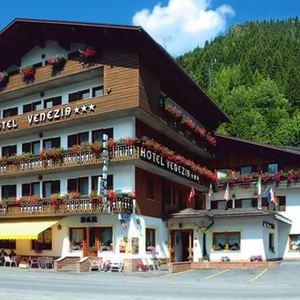 Hotel Venezia，位于罗卡皮耶托雷的酒店