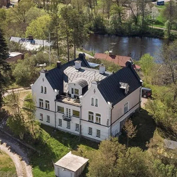 Rosa Villan Högsby，位于Högsby的酒店