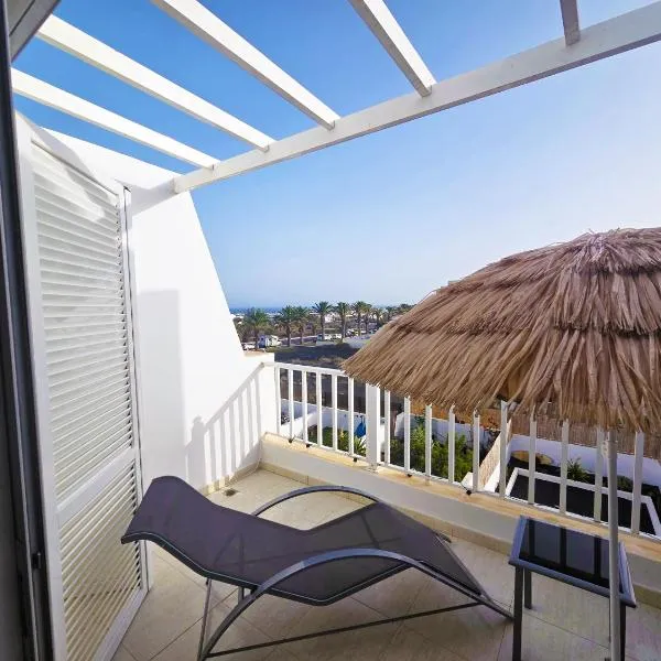 Duplex 2 Terraces Sea View，位于科斯塔特吉塞的酒店