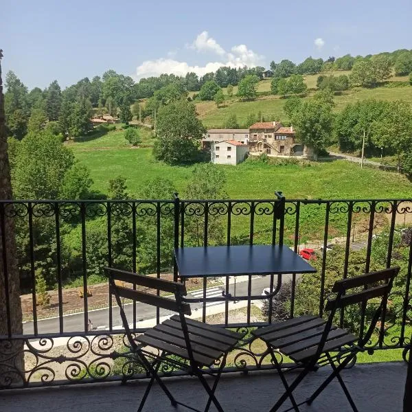 Apartament BOIX de Molló Parc，位于莫略的酒店
