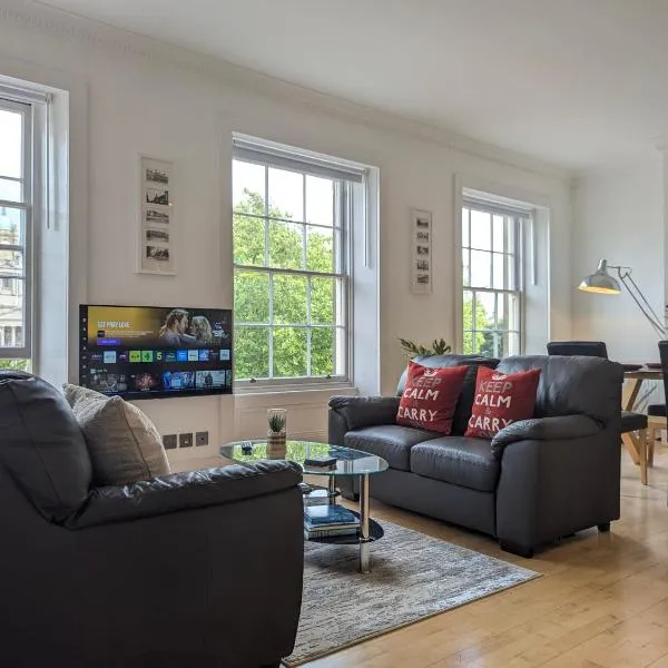 Elegant Apartment in Hamilton Square Free Parking，位于伯肯黑德的酒店
