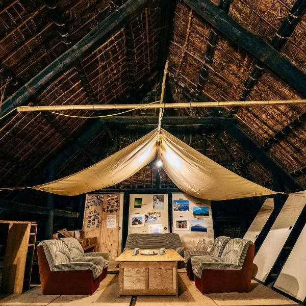 古民家宿まるもり，位于Wada的酒店