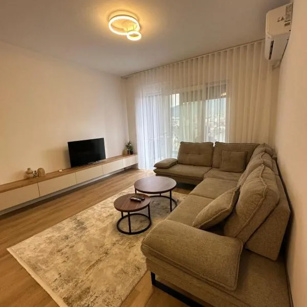 Skyline Apartment 3，位于佩奇的酒店