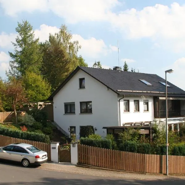 Ferienwohnung Westerwaldblick Dillenburg，位于海格尔的酒店