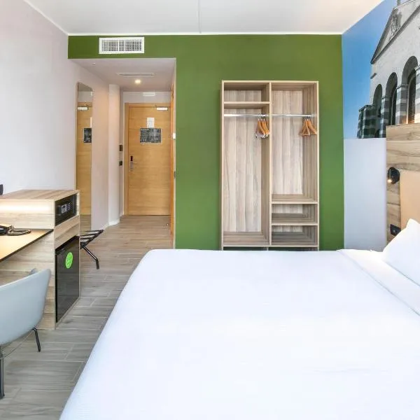 B&B HOTEL Latina，位于拉蒂纳的酒店