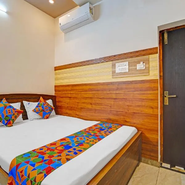 FabHotel Raja Residency，位于Alāndurai的酒店