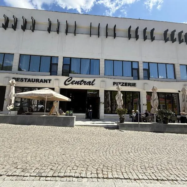 Complex Turistic Central，位于伯伊莱海尔库拉内的酒店