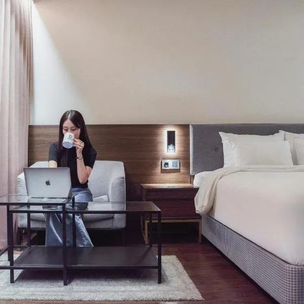 Cloud in Hotel Mokpo Peace Square，位于木浦市的酒店