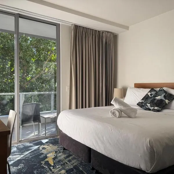 Parkview Studio at Harbour Lights，位于凯恩斯的酒店