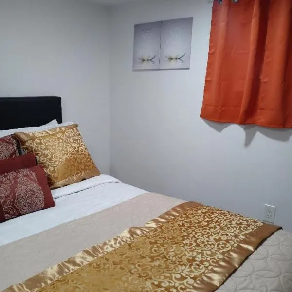 "Cozy Basement Retreat Just 40 Minutes to NYC!"，位于欧文顿的酒店