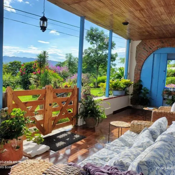 Buriti EcoH RNT56521, via Termales Santa Rosa de Cabal，位于圣罗莎德卡瓦尔的酒店