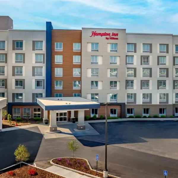 Hampton Inn By Hilton St Louis Airport，位于圣路易斯的酒店