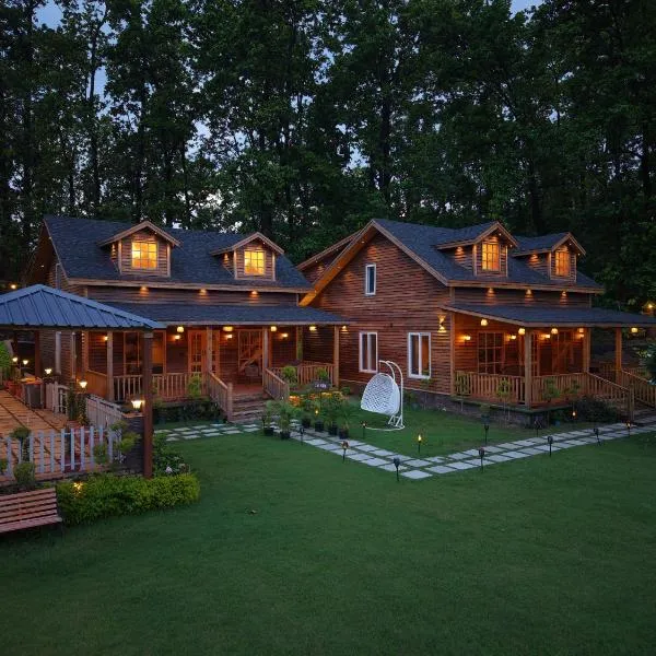 SaffronStays The Woods - Pine Villa，位于德拉敦的酒店