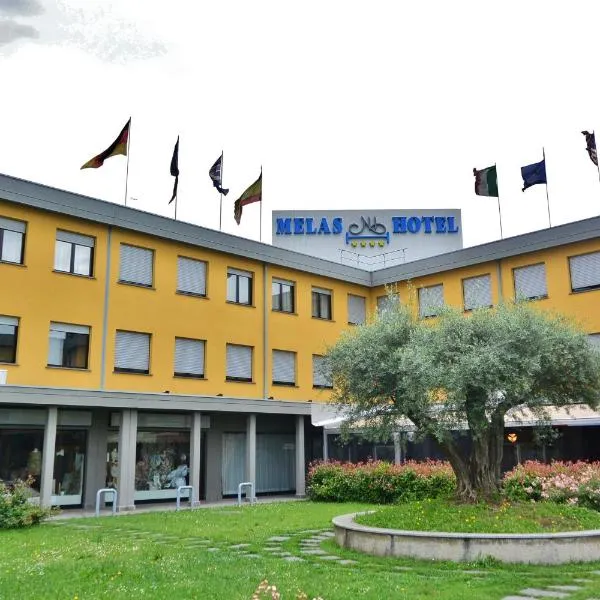 梅拉斯酒店，位于Cernusco Lombardone的酒店