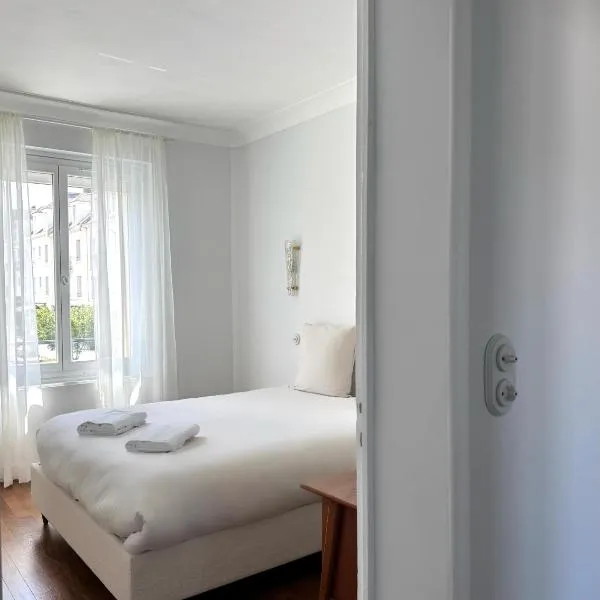 Superbe Appartement Central，位于弗农的酒店