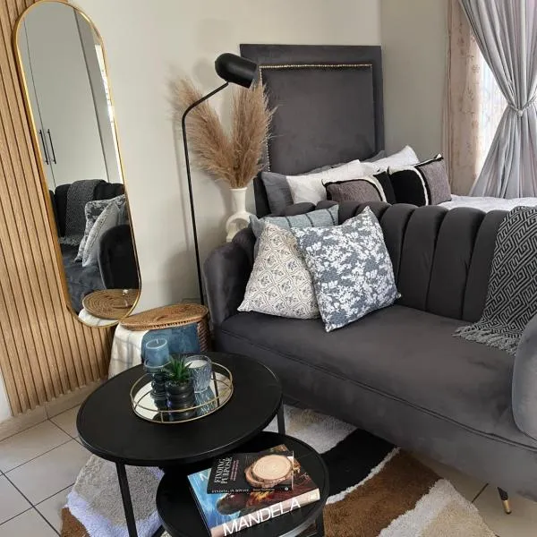 B-Hive at Devland Room 2，位于索韦托的酒店