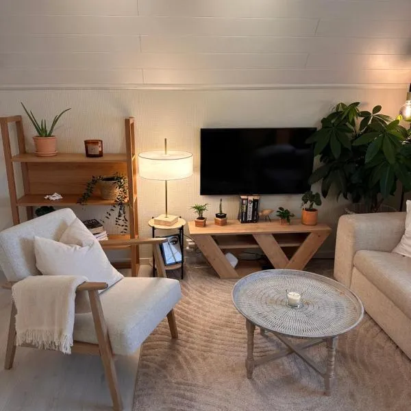 Cozy top floor apartament，位于斯塔万格的酒店