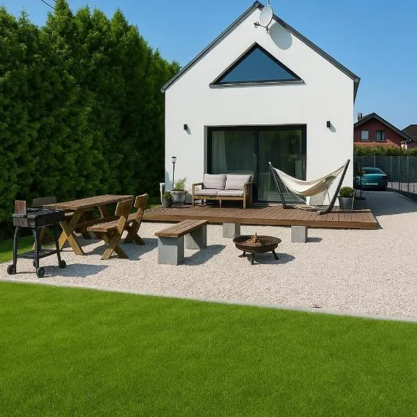 Ekologiczny domek "Ciszyca" z widokiem na Śnieżkę，位于Kostrzyca的酒店