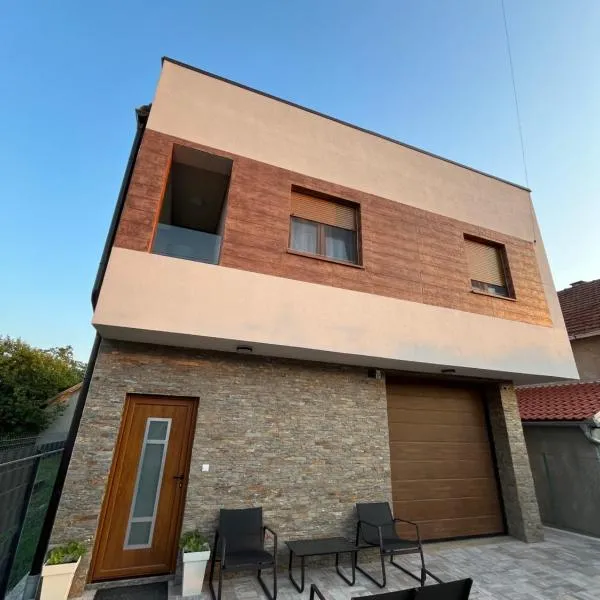 Casa Due,位于诺维萨德的酒店