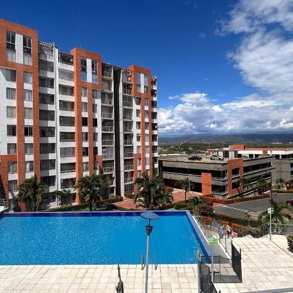 Espectacular Apartamento vía el Peñón，位于吉拉尔多特的酒店