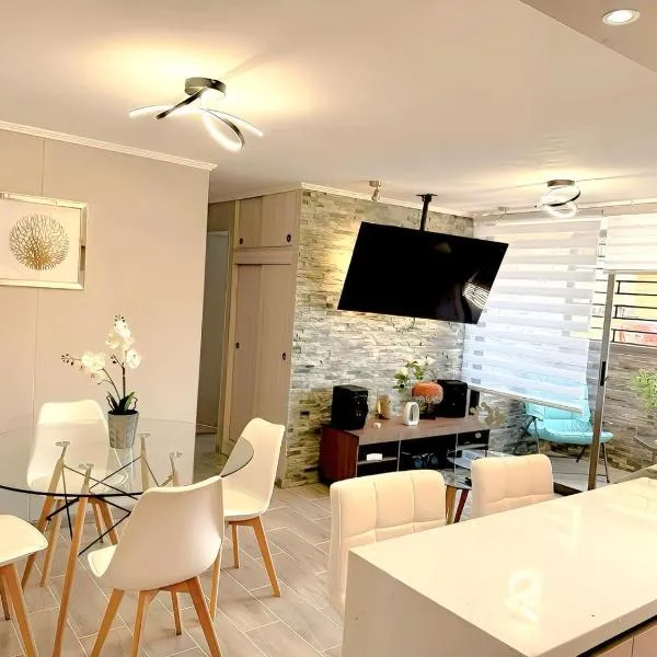 Departamento cerca del mar con 3 habitaciones，位于阿里卡的酒店