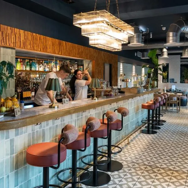 room2 Southampton Hometel，位于南安普敦的酒店