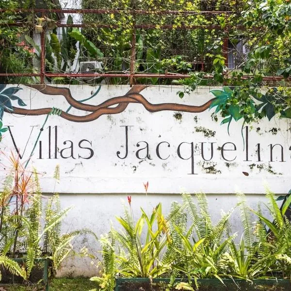Villas Jacquelina，位于奎波斯城的酒店