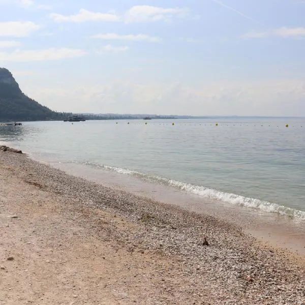 Monika Holiday 315 Magic Lake，位于加尔达的酒店