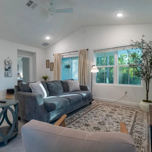 Cozy Modern 3BR Retreat，位于奥卡拉的酒店