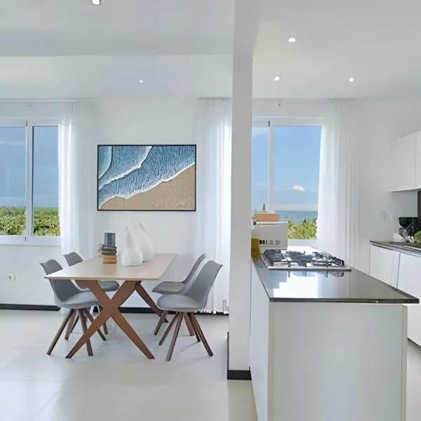Beachside 1Bdrm Apt. Hidden Oasis with Pool & BBQ，位于璜多里奥的酒店