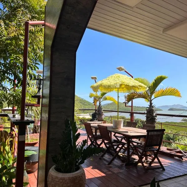 Villa F5 vue sur mer，位于Îlot Numba的酒店